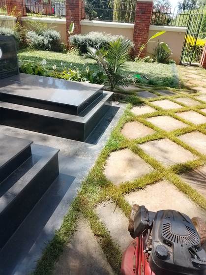 Cabro (Paving Block) Installation — Kellyscappers Central